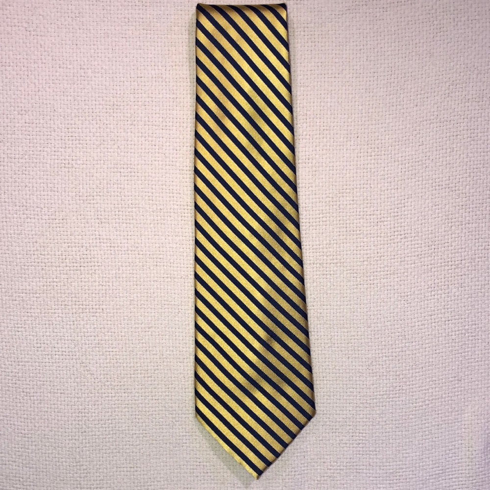 Tommy Hilfiger 100% Silk Necktie